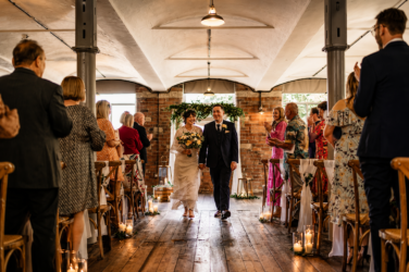 wedding flowers by natasha coustol floral designs, halifax wedding at the venue bowers mill